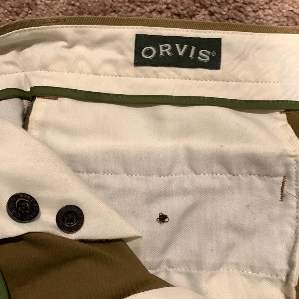 Orvis mens chinos size 33